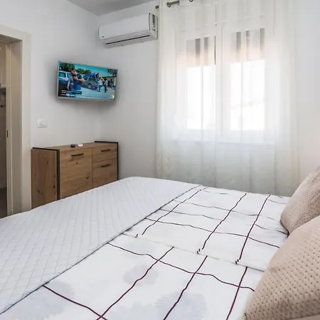 Apartment Nekic *