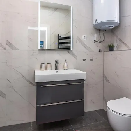 Nekic Apartment *